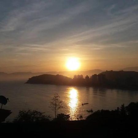 Por De Sol No Mar Da Cama Villa Карагуататуба Екстериор снимка
