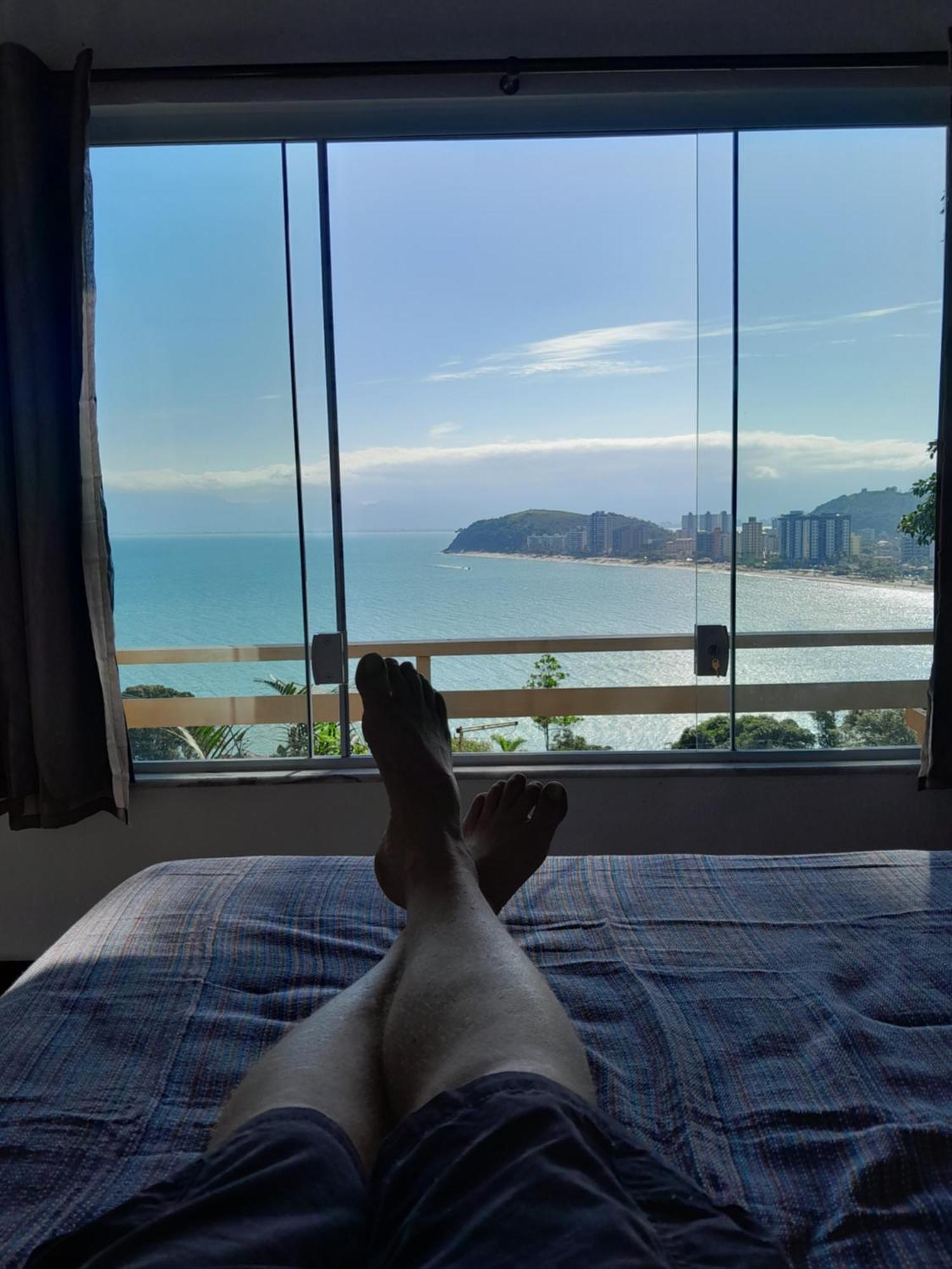 Por De Sol No Mar Da Cama Villa Карагуататуба Екстериор снимка